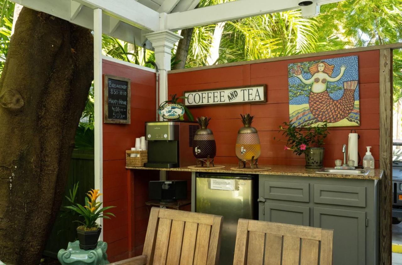 The Mermaid & The Alligator Key West Exterior photo